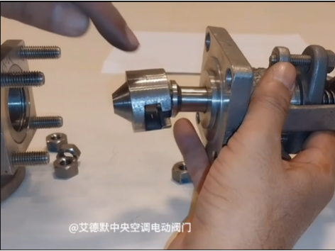 閥門填料密封中間加隔環(huán)的作用是什么？艾德默閥門來揭秘