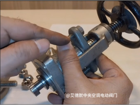 閥門填料密封中間加隔環(huán)的作用是什么？艾德默閥門來揭秘